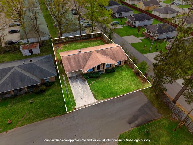 15 Southern Ln., Hattiesburg, MS 39402