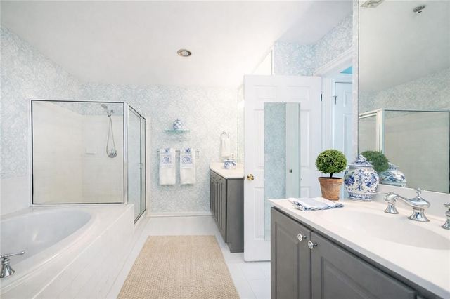 211 Colonial Homes NW Drive 1301, Atlanta, GA 30309