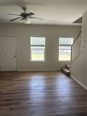 130 Lavaca, Rockport, TX 78382