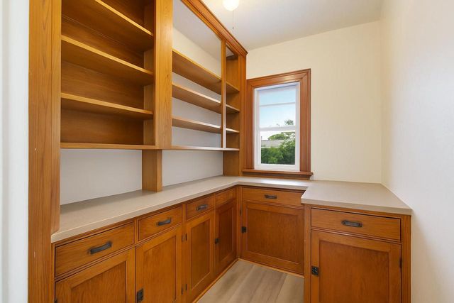 3320 S 92nd STREET, Milwaukee, WI 53227