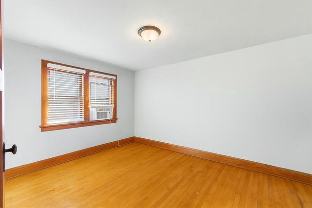 3320 S 92nd STREET, Milwaukee, WI 53227