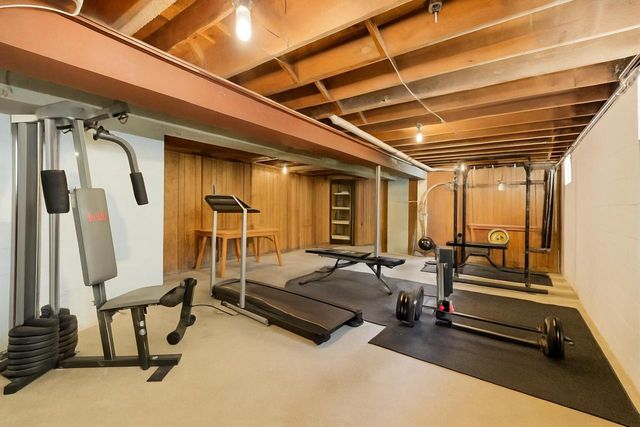 3320 S 92nd STREET, Milwaukee, WI 53227