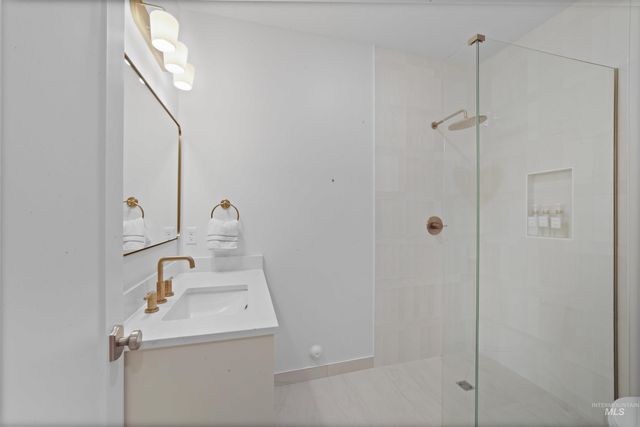 22109 Aura Vista Way, Caldwell, ID 83607