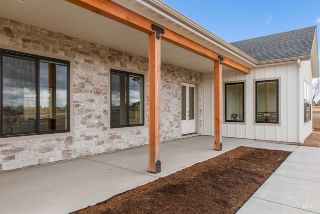 22109 Aura Vista Way, Caldwell, ID 83607
