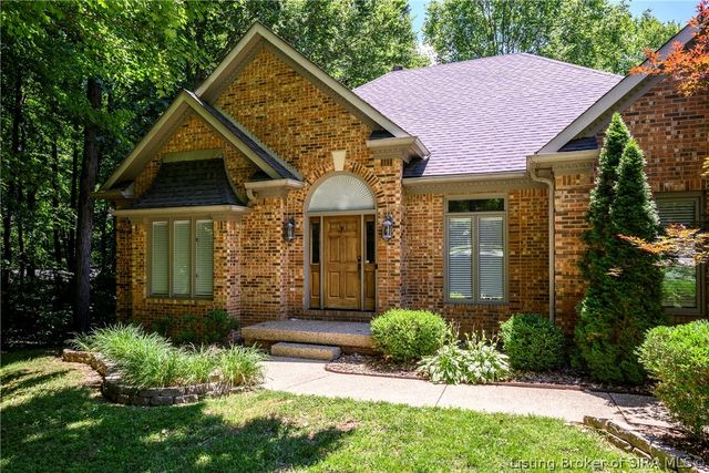 4302 Doe Court, Floyds Knobs, IN 47119