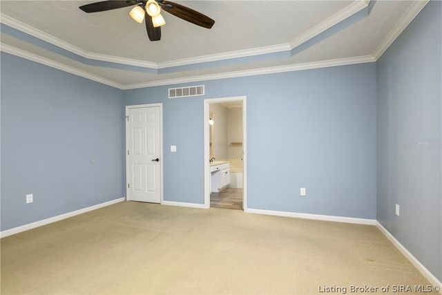 4302 Doe Court, Floyds Knobs, IN 47119