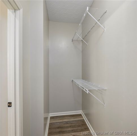 4302 Doe Court, Floyds Knobs, IN 47119
