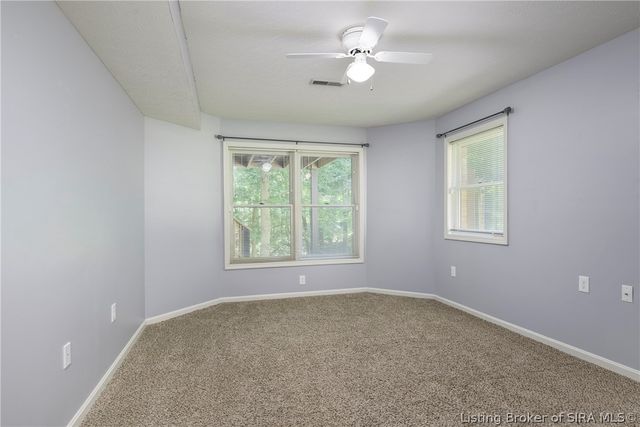 4302 Doe Court, Floyds Knobs, IN 47119
