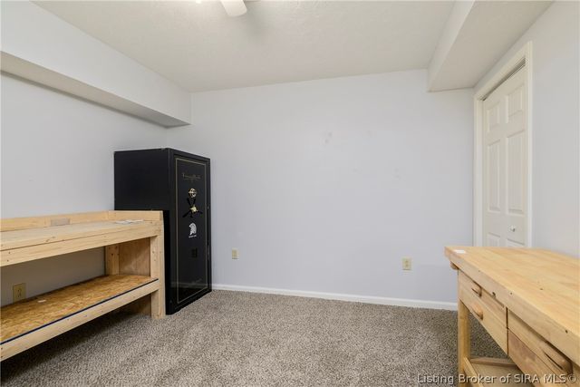 4302 Doe Court, Floyds Knobs, IN 47119