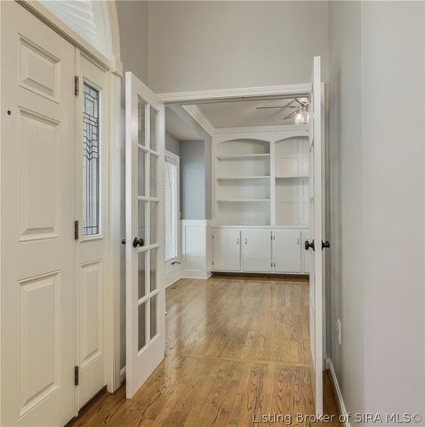 4302 Doe Court, Floyds Knobs, IN 47119