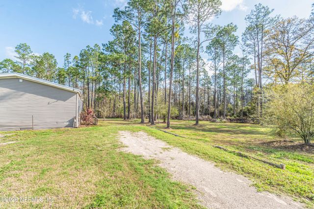 5598 RICHARDSON Road, Glen St. Mary, FL 32040