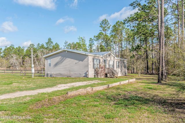 5598 RICHARDSON Road, Glen St. Mary, FL 32040