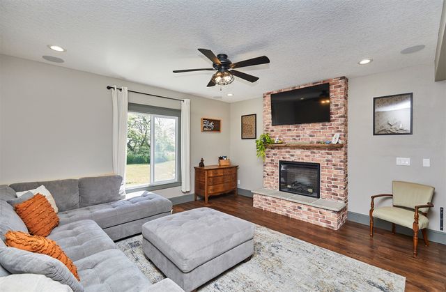 18511 B Avenue, Yale, IA 50277