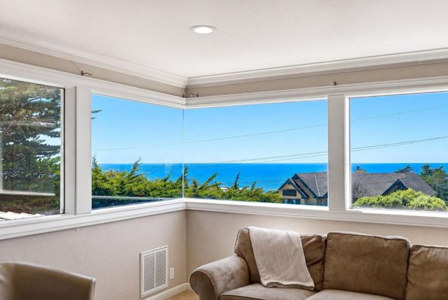 142 Carmel Riviera Drive, Carmel, CA 93923