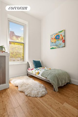 692 WASHINGTON Avenue, New York City, NY 11238