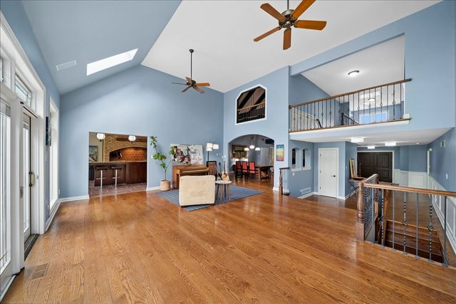 685 Golf Club Lane, Frankfort, IL 60423