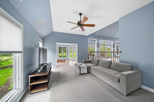 685 Golf Club Lane, Frankfort, IL 60423