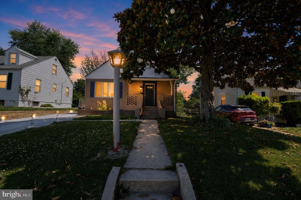 2722 CHESLEY AVE, Baltimore, MD 21234