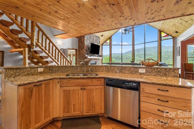 1188 Tobacco Branch Road, Almond, NC 28702