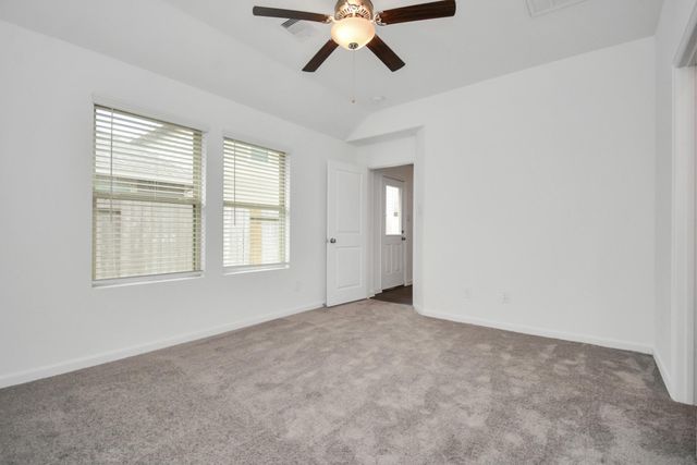 15826 Menlow Bend Drive, Humble, TX 77396