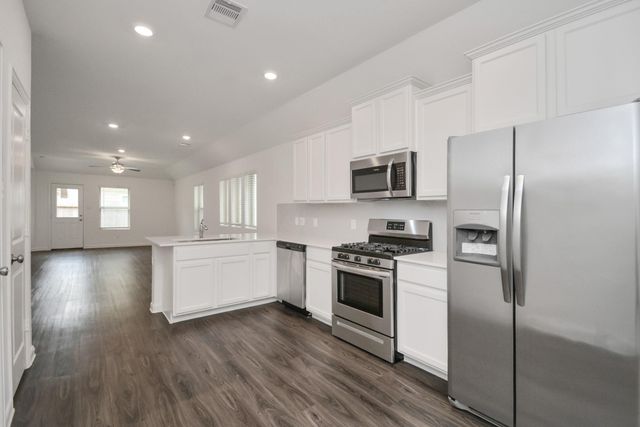 15826 Menlow Bend Drive, Humble, TX 77396