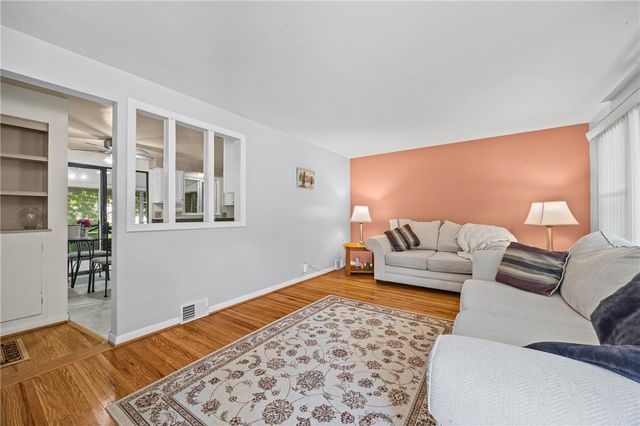 419 Harvest Drive, Greece, NY 14626