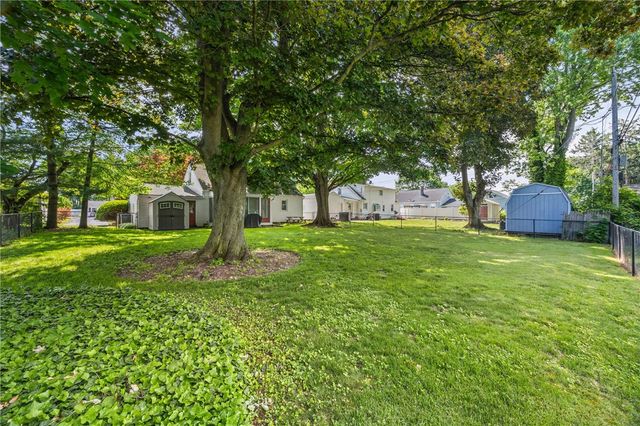 419 Harvest Drive, Greece, NY 14626