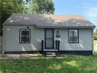 1920 E 84TH Terrace, Kansas City, MO 64132