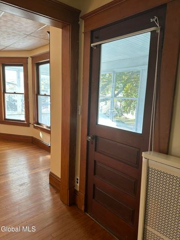 65 Ten Eyck Avenue, Albany, NY 12209