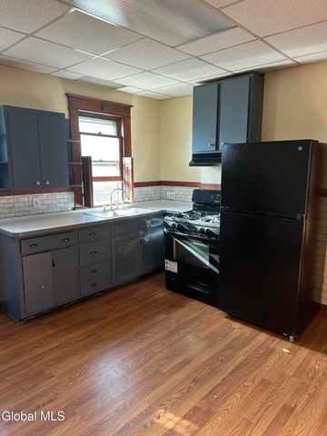 65 Ten Eyck Avenue, Albany, NY 12209