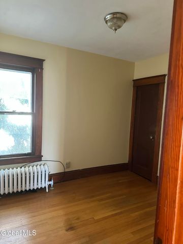 65 Ten Eyck Avenue, Albany, NY 12209