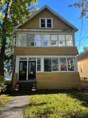 65 Ten Eyck Avenue, Albany, NY 12209