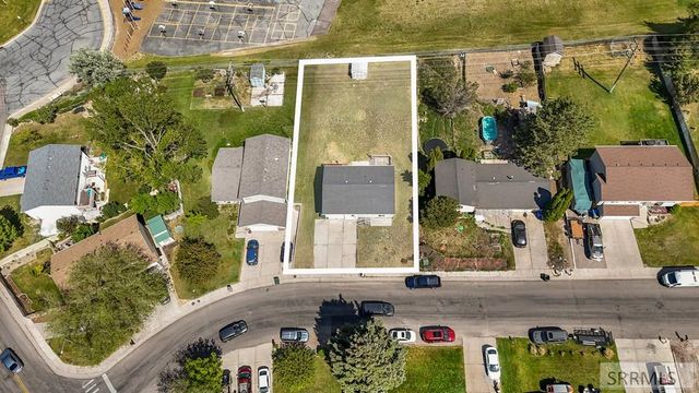 1066 Rocky Point Road, Pocatello, ID 83204