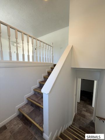 1066 Rocky Point Road, Pocatello, ID 83204