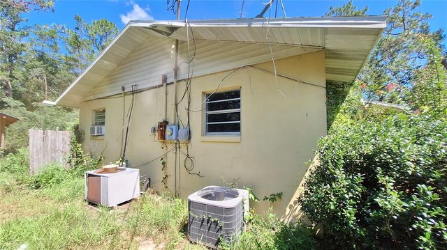 13160 NE 1ST STREET ROAD, Silver Springs, FL 34488