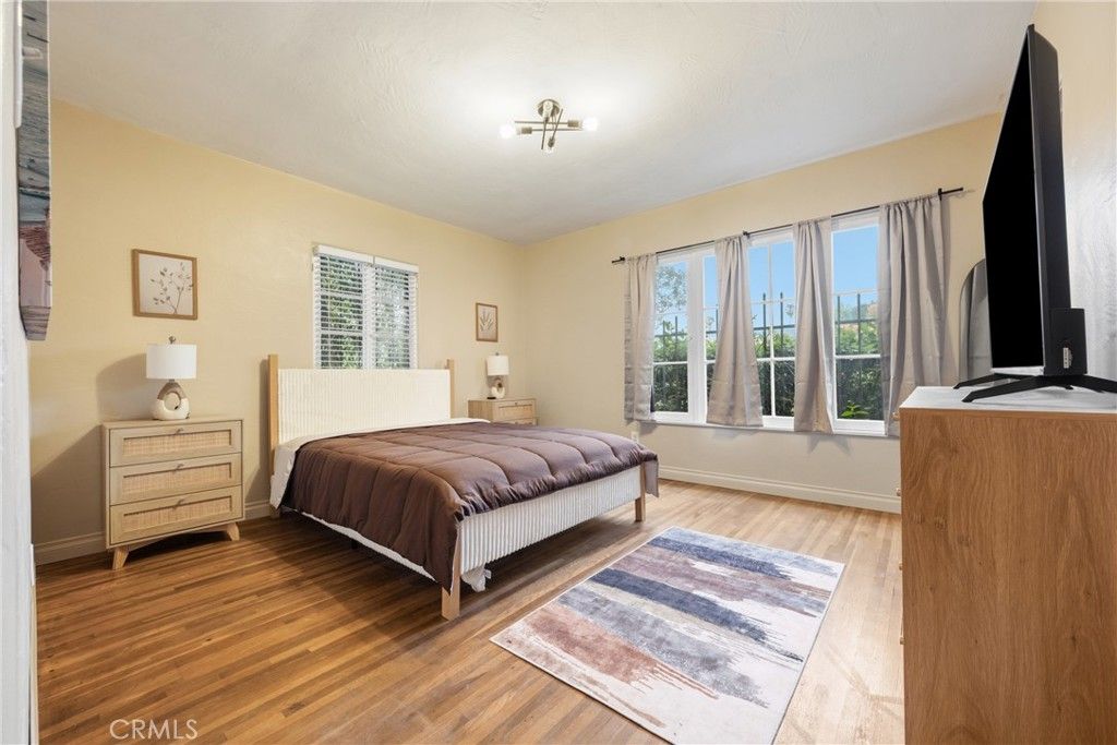 Image 29 of property listing at 733 W 24th Street, San Bernardino, CA 92405