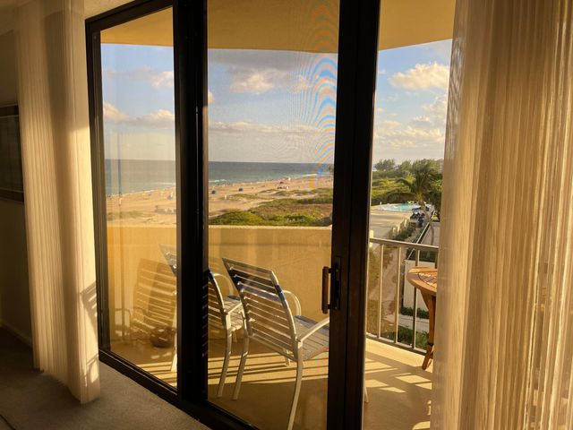 2800 N Ocean Drive A-6a, Singer Island, FL 33404