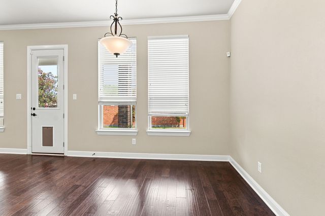 1819 Park Highland Way, Arlington, TX 76012