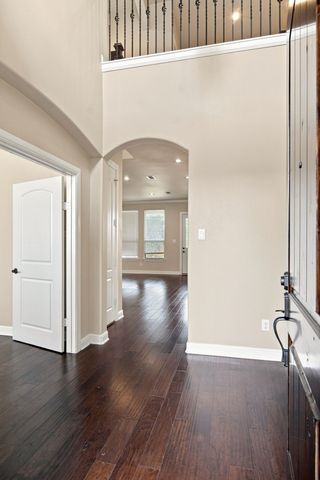1819 Park Highland Way, Arlington, TX 76012