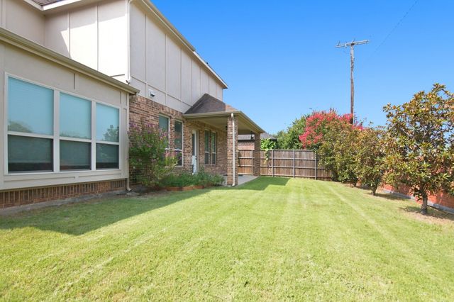 1819 Park Highland Way, Arlington, TX 76012