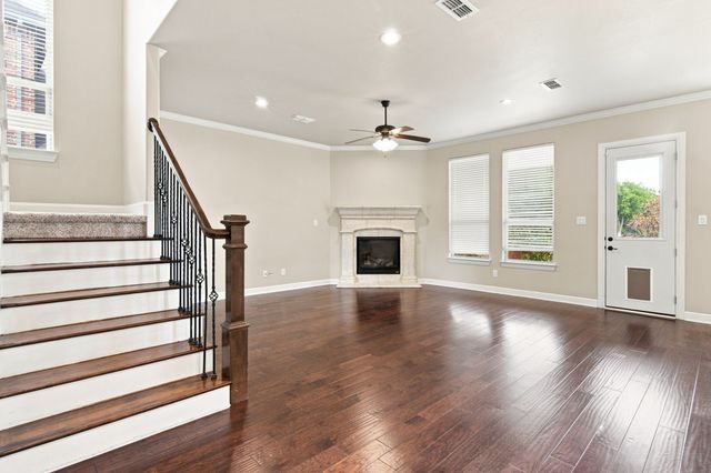 1819 Park Highland Way, Arlington, TX 76012
