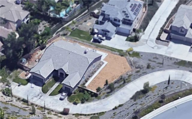 2 Villa Roma, Lake Elsinore, CA 92532