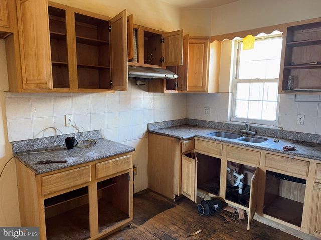 6350 TORRESDALE AVE, Philadelphia, PA 19135