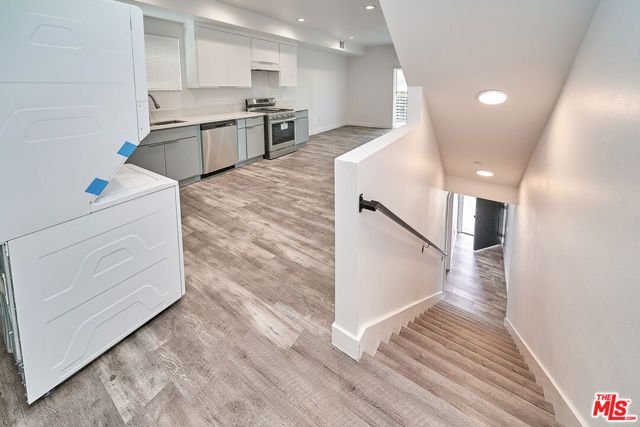 603 W 41st Place, Los Angeles, CA 90037
