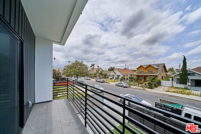 603 W 41st Place, Los Angeles, CA 90037