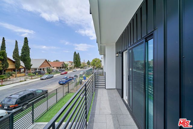 603 W 41st Place, Los Angeles, CA 90037