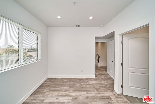 603 W 41st Place, Los Angeles, CA 90037