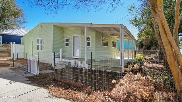 208 El Prado Place, Panama City Beach, FL 32413
