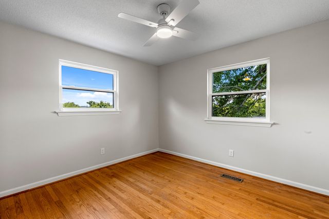 9612 Brewer Drive, Ooltewah, TN 37363