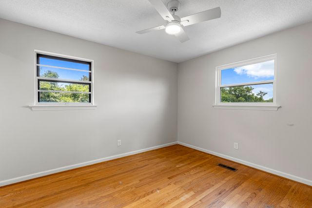 9612 Brewer Drive, Ooltewah, TN 37363